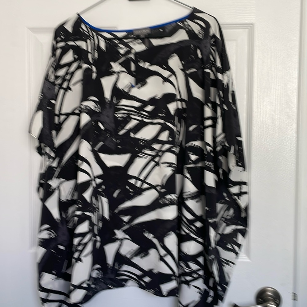 Vince Camuto top